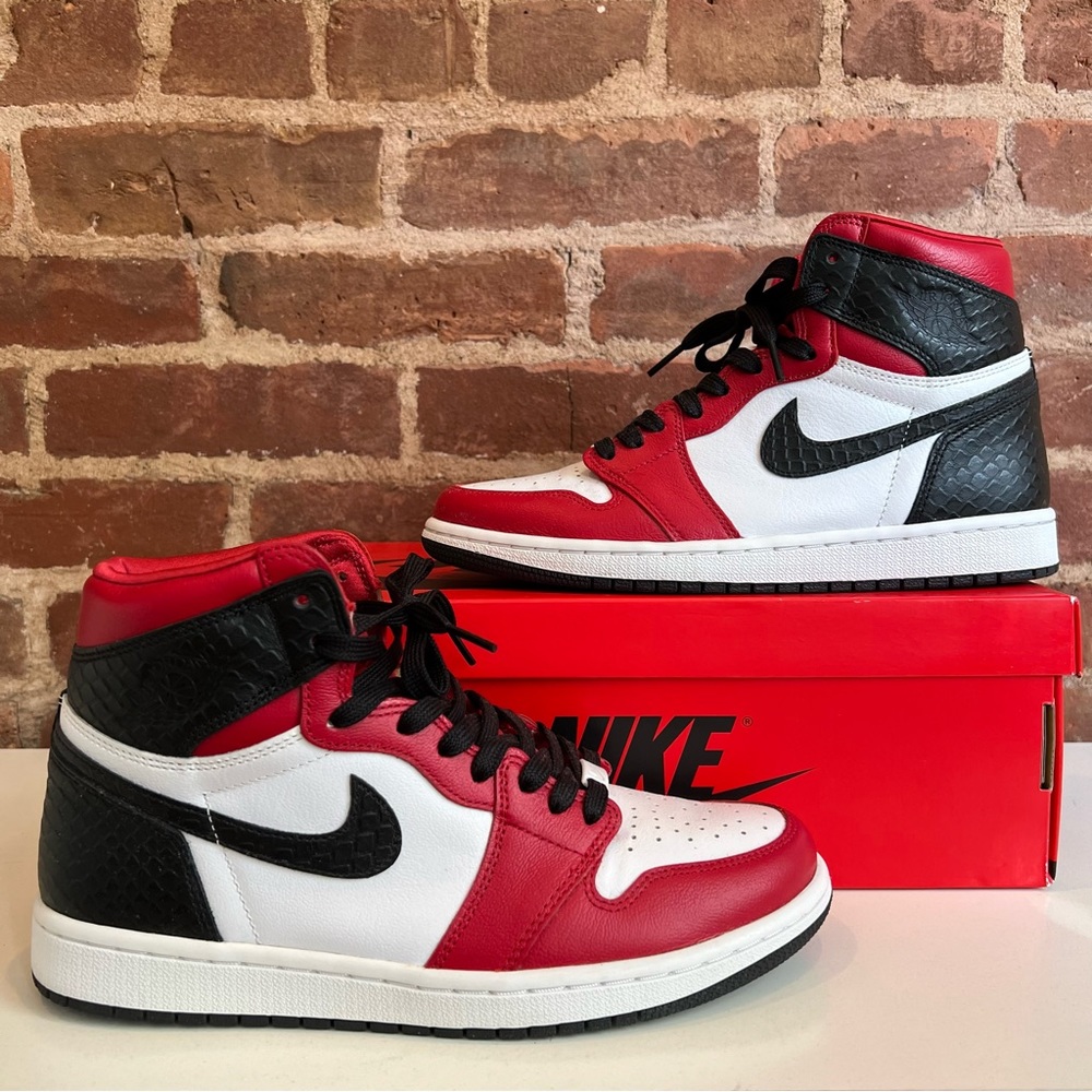 Jordan 1 Retro High Satin Red